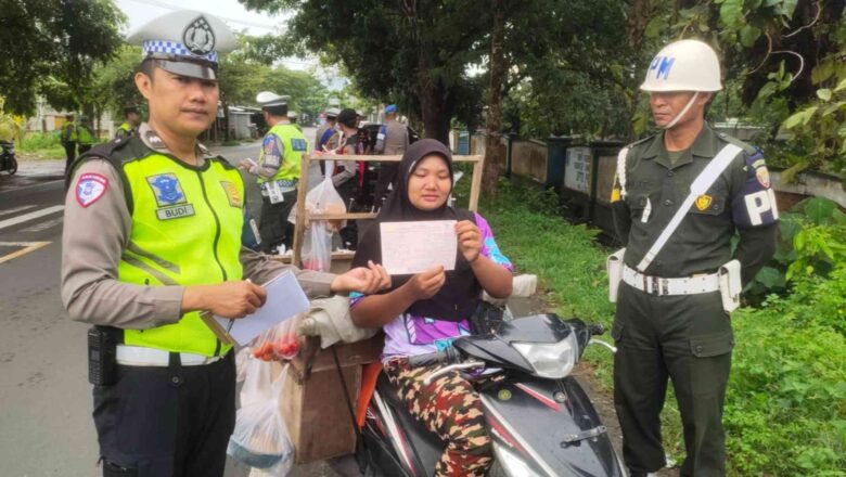 Operasi Secara Stasioner di Rumak Square, Polisi Tindak Tegas Knalpot Brong