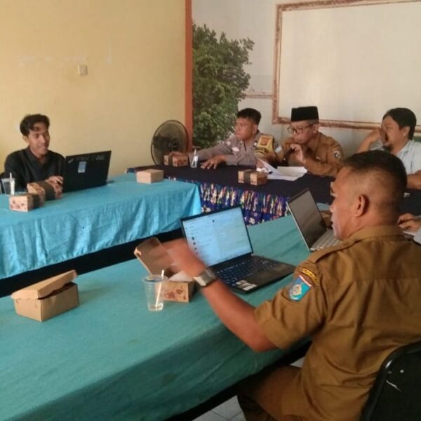 Polsek Batulayar Kawal Pembentukan Panitia Dapur MBG Meninting